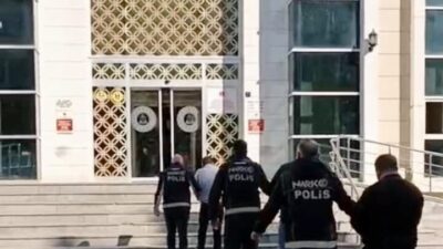 Kırşehir'de düzenlenen uyuşturucu operasyonunda gözaltına alınan 3 zanlı tutuklandı.