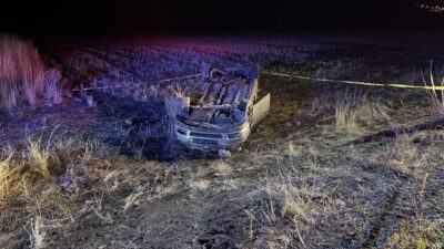 Nevşehir'de devrilen otomobildeki 2 kişi hayatını kaybetti, sürücü ağır yaralandı.