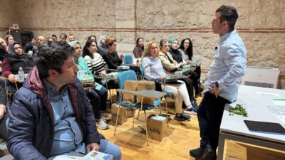 Eğitimde Sürdürülebilirlik ve İnovasyon Derneğinin (ESVİD) "Öğretmenler Bilimde Buluşuyor Atölyesi"