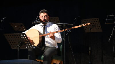  Osmaniye'nin Kadirli ilçesinde müftülük tarafından "Makamla, Meşk'le, Gönülden Gönüle" musiki