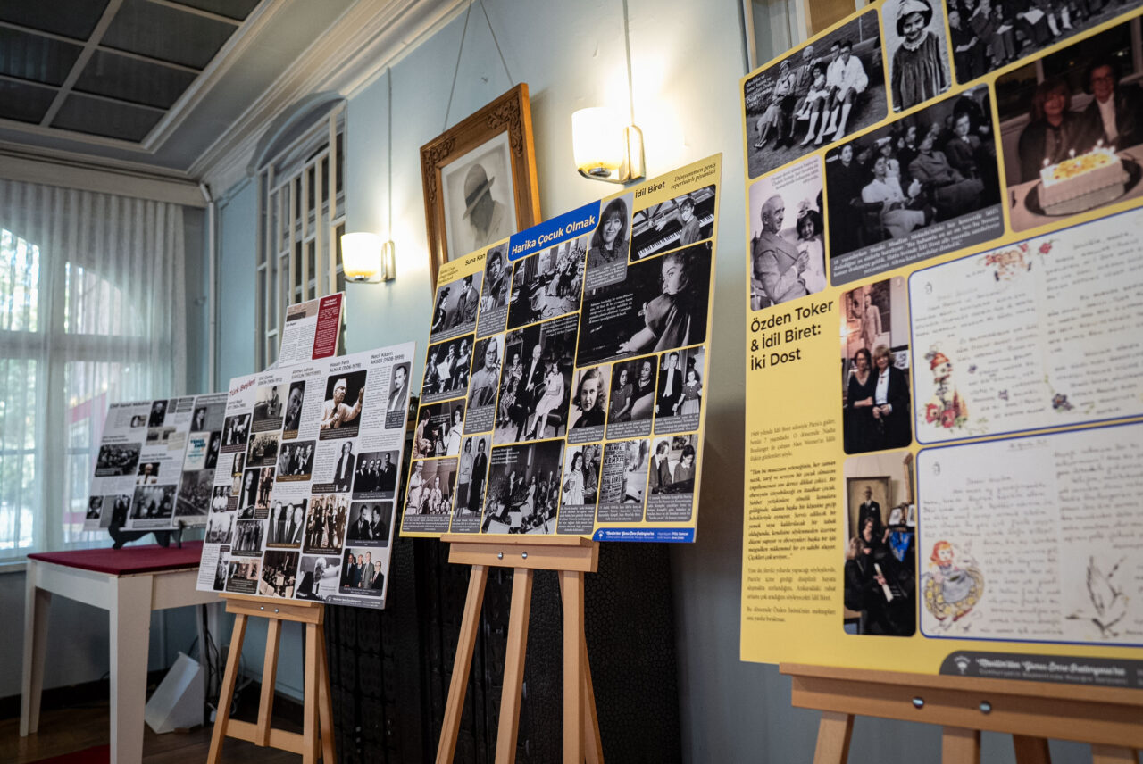  İnönü Vakfı, Türkiye'nin 2'nci Cumhurbaşkanı İsmet İnönü'nün evi Pembe Köşk'te