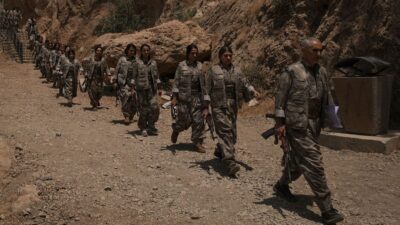 11 Temmuz'da Kuzey Irak'ta silahları yakan terör örgütü PKK açıklama