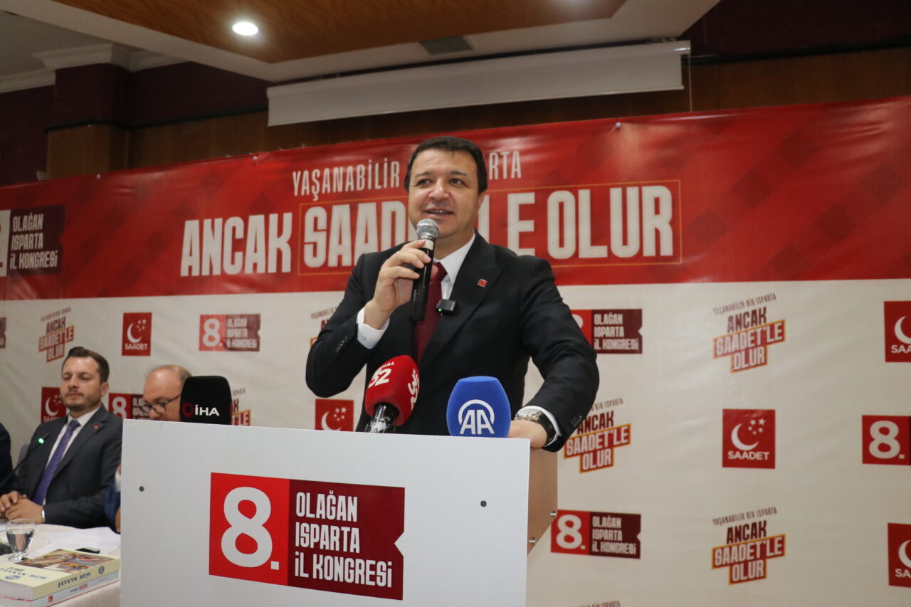  Saadet Partisi Genel Başkanı Mahmut Arıkan, "Bizim yapacağımız çalışmalarla beraber,