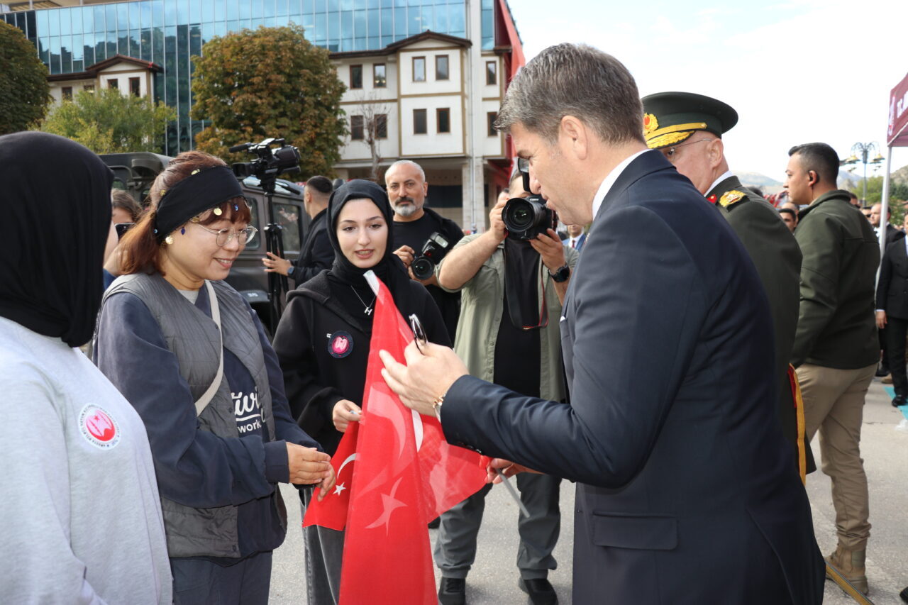 Samsun, Tokat, Çorum, Sinop, Amasya, Kastamonu ve Çankırı'da Cumhuriyet'in 102.