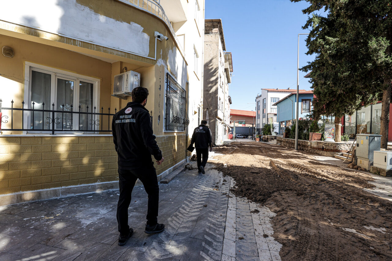 Balıkesir'in Sındırgı ilçesinde 27 Ekim'de meydana gelen 6,1 büyüklüğündeki depremin