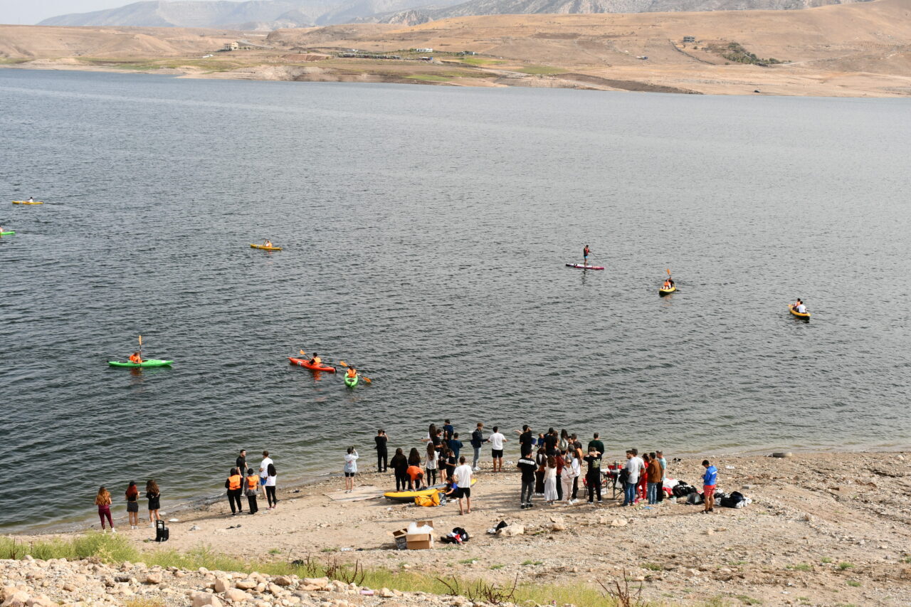 Batman Üniversitesi tarafından tarihi Hasankeyf ilçesinde üniversite öğrencilerine yönelik kano