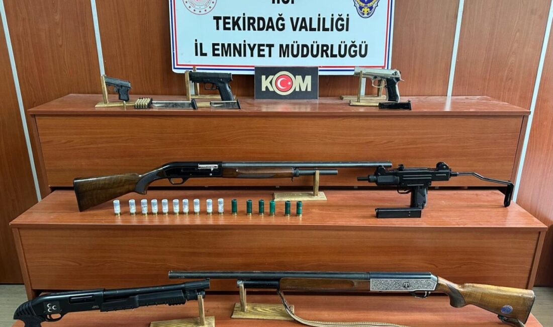  Tekirdağ'da düzenlenen kaçakçılık operasyonunda 20 şüpheli gözaltına alındı.