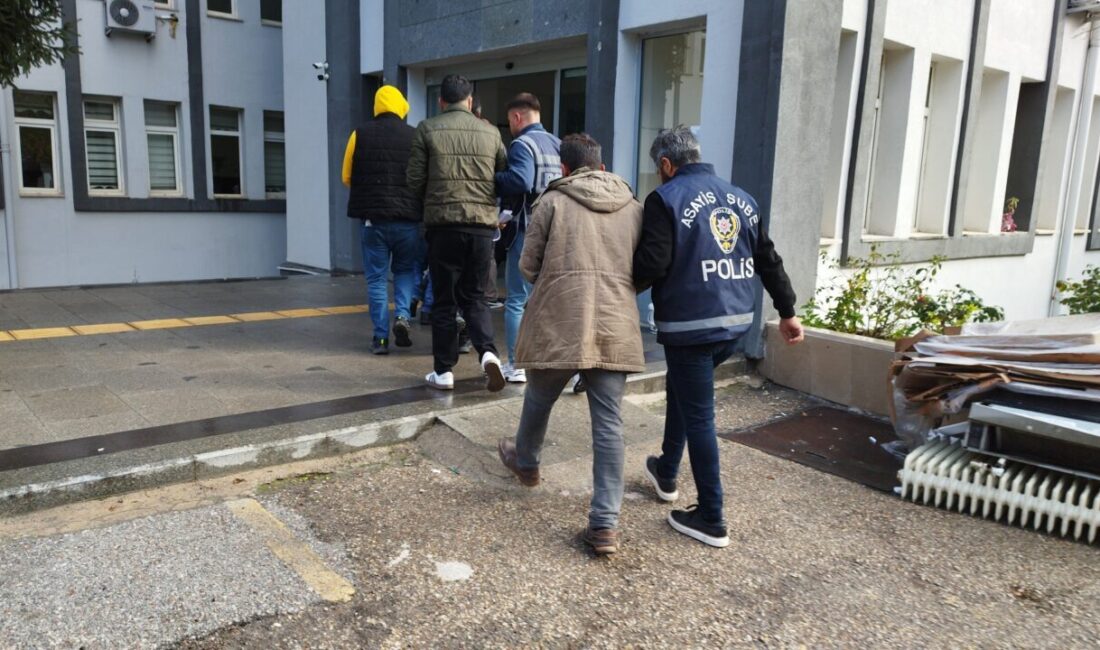 Tokat'ta düzenlenen fuhuş operasyonunda gözaltına alınan 8 şüpheliden 5'i tutuklandı.
