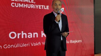 Toplum Gönüllüleri Vakfı (TOG) gençleri tarafından Cumhuriyet’in 102. yılına özel