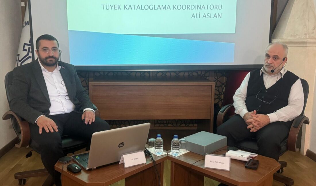 Kataloglaması ve dijitalleştirmesi tamamlanan "Trabzon Yazma Eser Koleksiyonu"nun tanıtım toplantısı