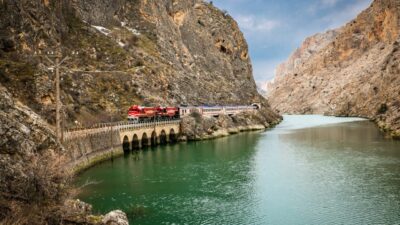 Ulaştırma ve Altyapı Bakanı Abdulkadir Uraloğlu, Turistik Doğu Ekspresi yeni