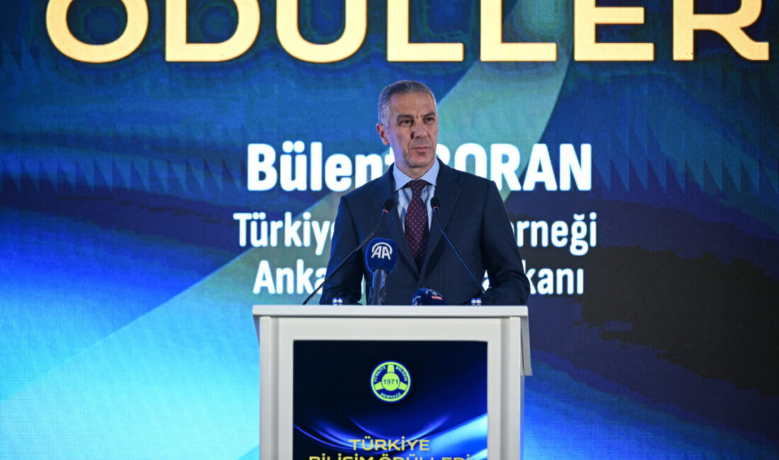 Sanayi ve Teknoloji Bakan Yardımcısı Zekeriya Çoştu, kamunun, bilişim sektörünün