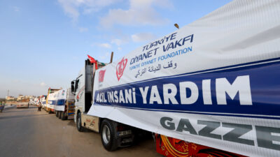  Türkiye Diyanet Vakfı (TDV), Mısır üzerinden insani yardım yüklü 20