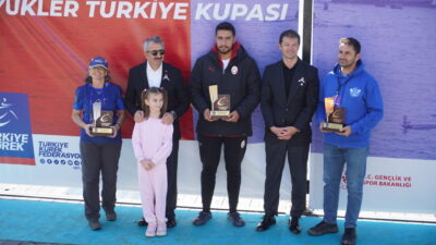  Meriç Nehri'nde düzenlenen Türkiye Kupası Kürek Yarışları tamamlandı.