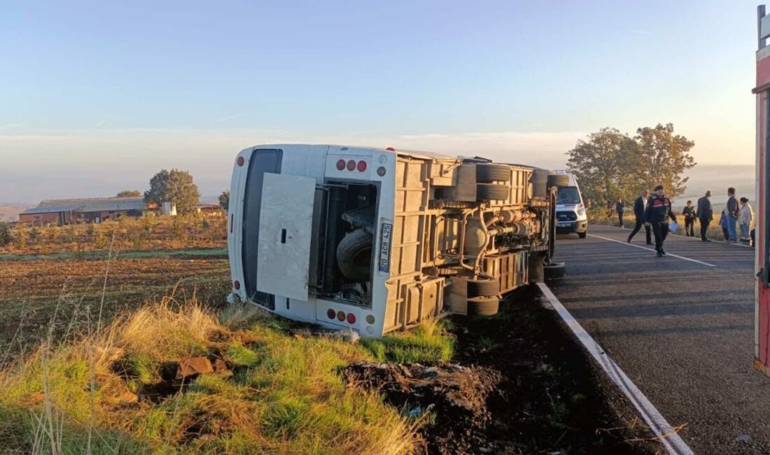 Uşak'ın Eşme ilçesinde tarım işçilerini taşıyan midibüsün devrildiği kazada 23