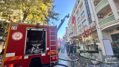 Yalova'nın Termal ilçesinde otelde çıkan yangın itfaiye ekiplerince söndürüldü.
