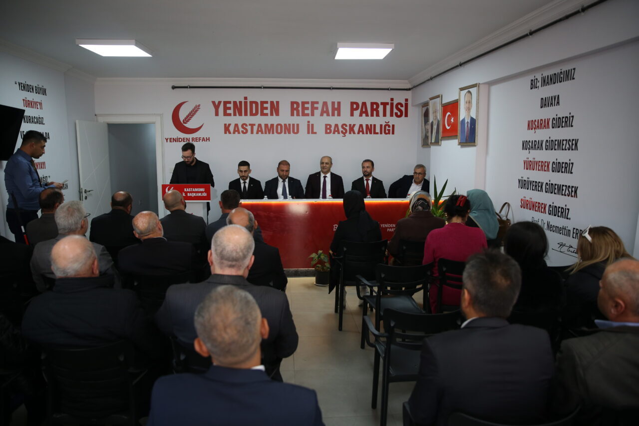 Yeniden Refah Partisi (YRP) Genel Başkan Yardımcısı Cengiz Zor, "(CHP'ye)