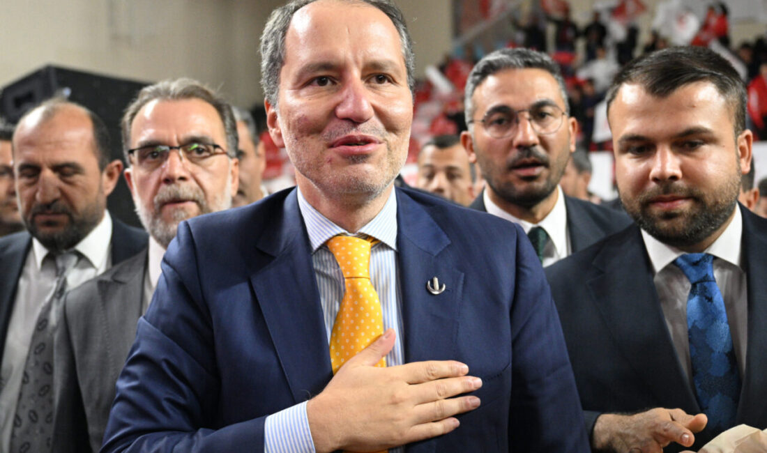  Yeniden Refah Partisi Genel Başkanı Fatih Erbakan, partisinin Kayseri il