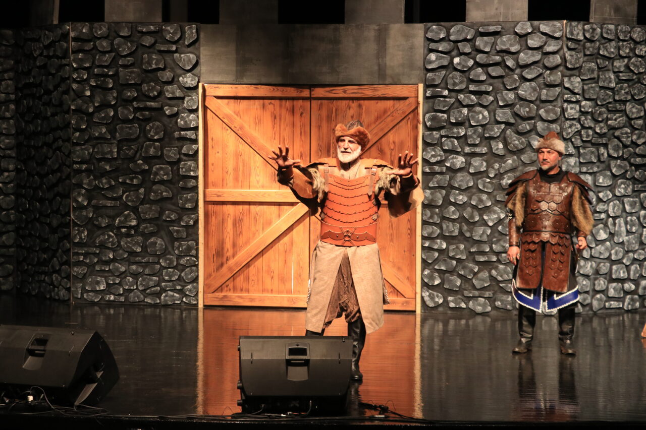 Yıldırım Belediyesinin Bursa'nın fethinin 700. yılı dolayısıyla "Beylikten Cihan Devletine"