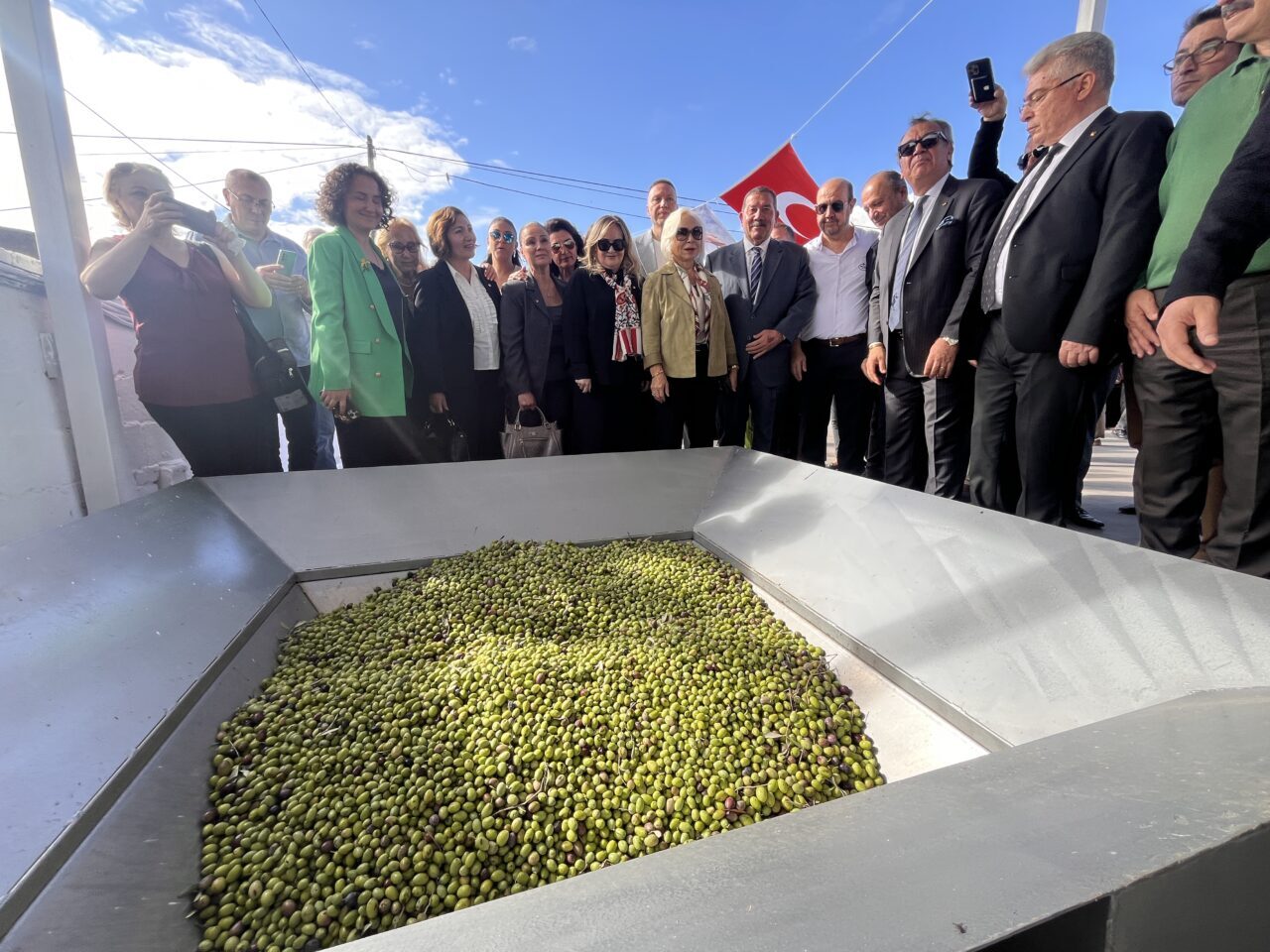 11. Uluslararası Milas Zeytin Hasat Şenliği kapsamında Euromos Antik Kenti'nde