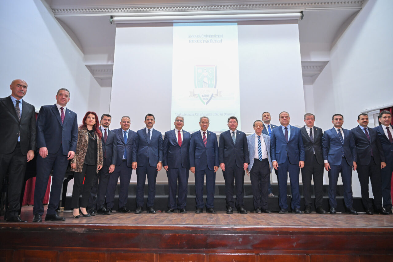 Adalet Bakanı Yılmaz Tunç, "Önümüzdeki yıldan itibaren ilk 100 bine