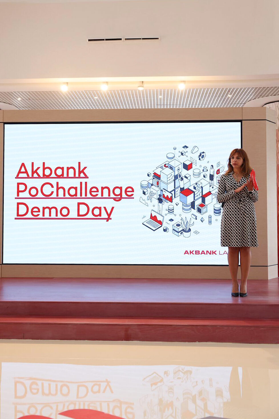 Akbank LAB'in bu yıl ikincisini düzenlediği Akbank PoChallenge programı, finans
