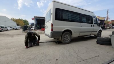 Şehirler arası kara yollarında yolcu ve eşya taşımada kullanılan taşıtlarda