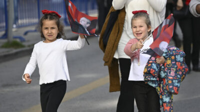Gazi Mustafa Kemal Atatürk'ün ebediyete intikalinin 87. yılında vatandaşlar, devlet