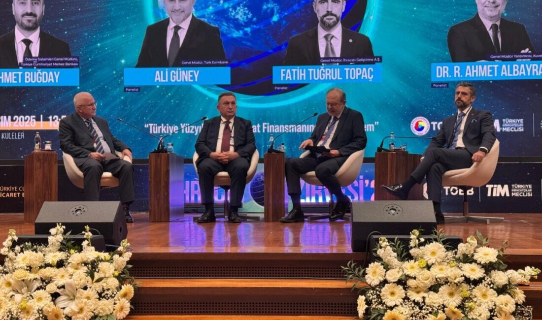 Türk Eximbank Genel Müdürü Ali Güney, e-ihracat yönteminin hızla büyümeye