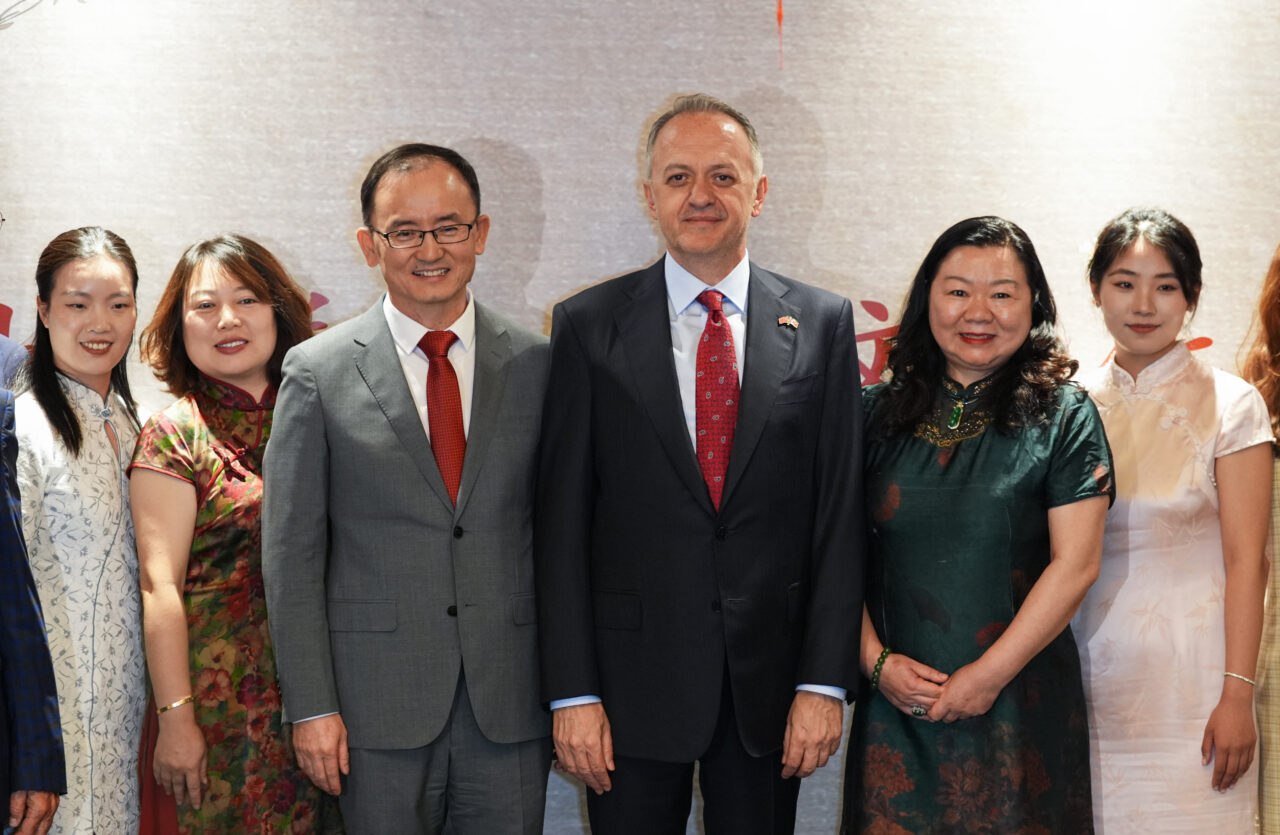 Çin'in Ankara Büyükelçiliğince başkentte düzenlenen Çin-Türkiye Gastronomi Festivali'nde ülkenin mutfağına