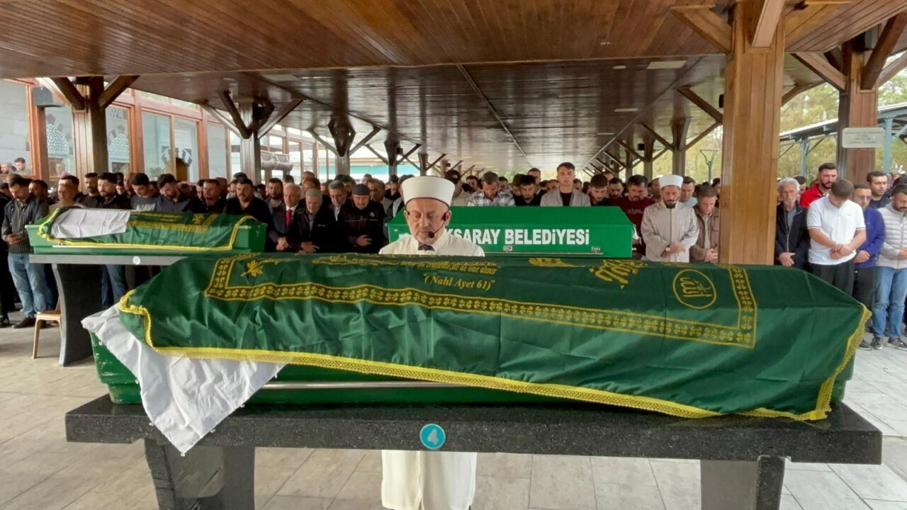 Ankara'daki trafik kazasında hayatını kaybeden aynı aileden 3 kişi, memleketleri