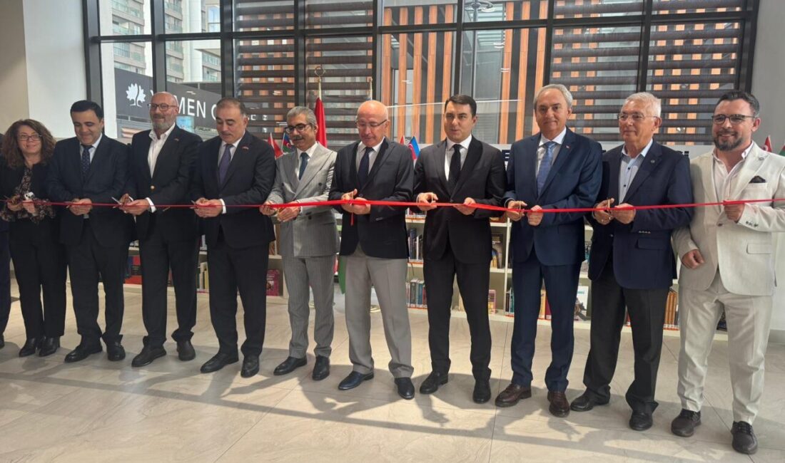  Antalya Kütüphanesi'nde Azerbaycan ile kültürel işbirliğini güçlendirmek, okuyuculara edebiyatını, tarihini,