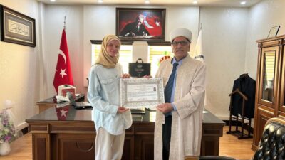 Antalya'nın Serik ilçesinde tatil yapan Polonyalı gazeteci Alexandra Zielinska düzenlenen