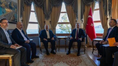 Dışişleri Bakanı Hakan Fidan, İstanbul'da Hamas Siyasi Büro üyeleriyle görüştü.