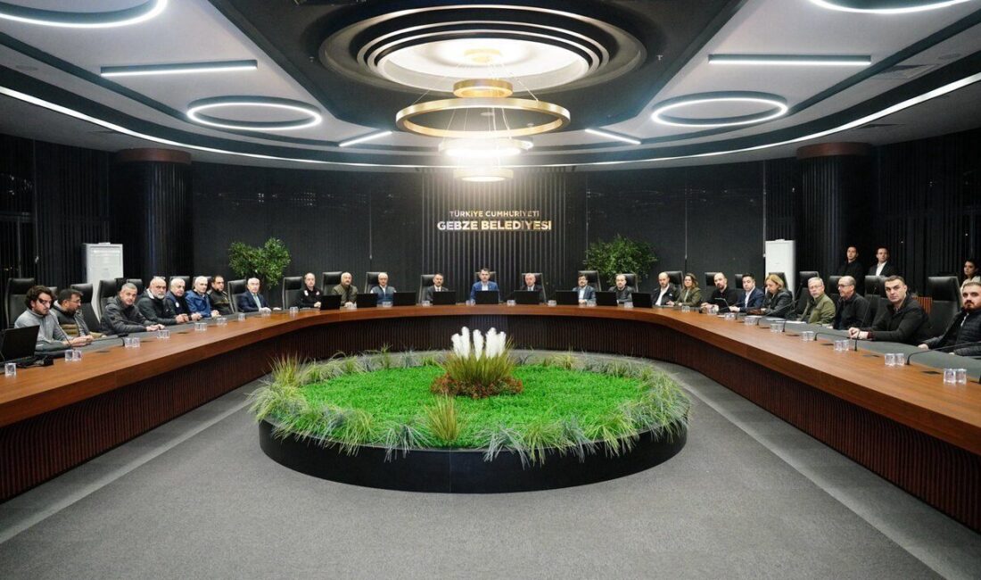 Çevre, Şehircilik ve İklim Değişikliği Bakanı Murat Kurum, Kocaeli'de 29