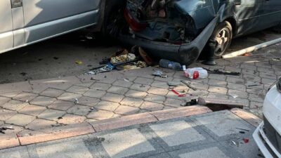  Ankara'nın Keçiören ilçesinde freni patlayan kamyon, park halindeki 4 araca