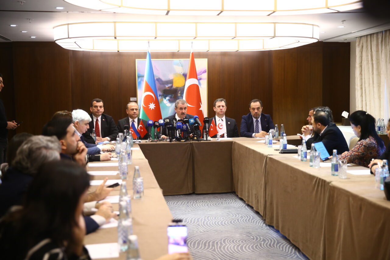  Büyük Birlik Partisi (BBP) Genel Başkanı Mustafa Destici, Ermenistan'ın kendi