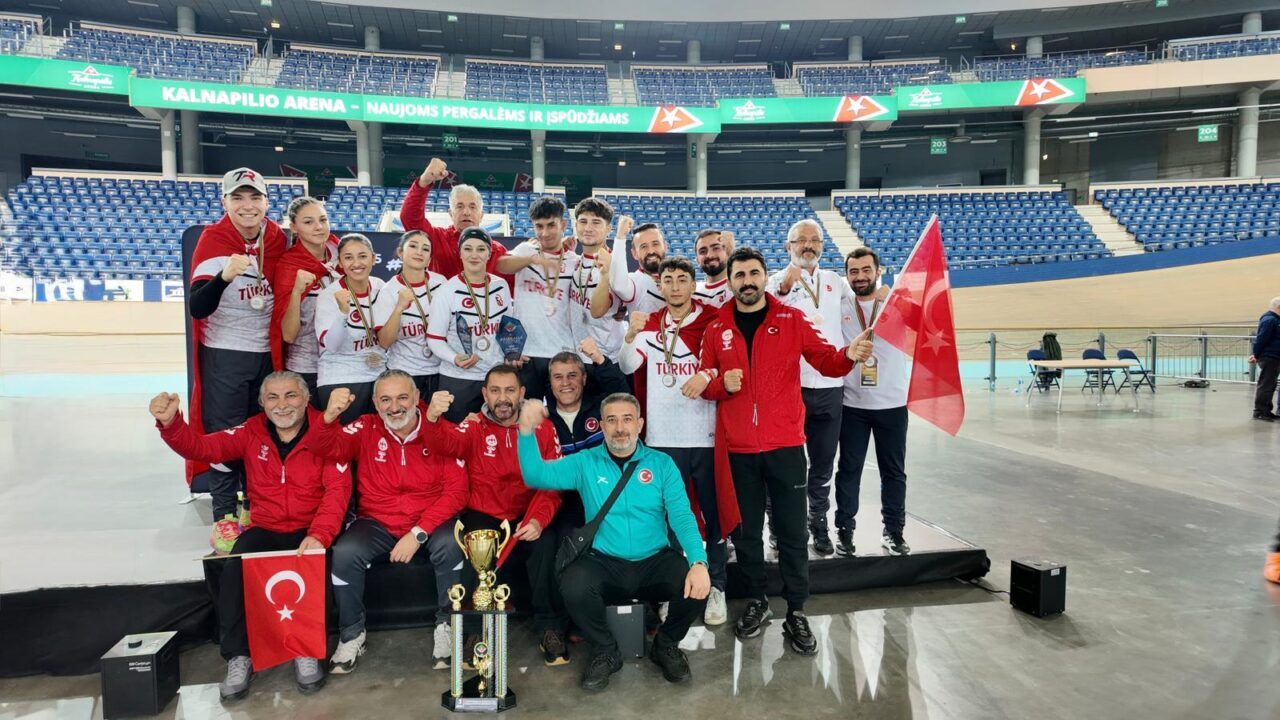 Beyzbol5 Milli Takımı, Litvanya'da düzenlenen Avrupa Şampiyonası'nda bronz madalya kazandı.