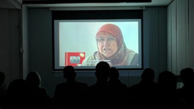 Almanya'nın Solingen kentinde 29 Mayıs 1993'te ırkçılar tarafından evleri kundaklanan