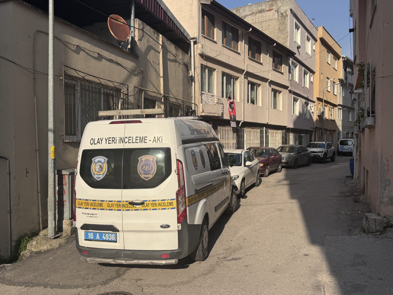 Bursa'nın Yıldırım ilçesinde erkek arkadaşı tarafından bıçaklanan kadın hastanede öldü.