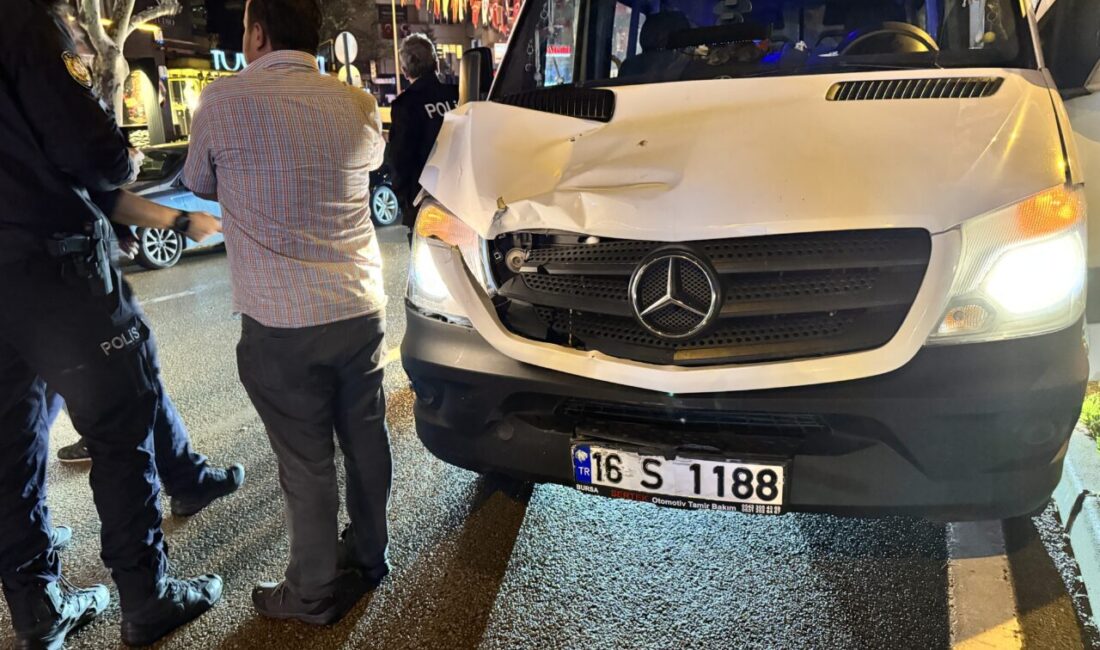 Bursa'nın Nilüfer ilçesinde servis minibüsünün yayaya çarpması sonucu 1 kişi