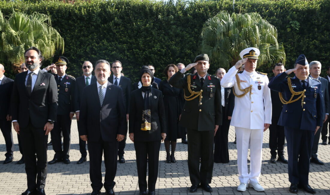 Pakistan'ın İslamabad kentinde, 10 Kasım Atatürk'ü Anma Günü dolayısıyla anma