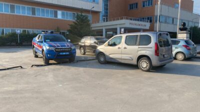 Çanakkale'nin Ayvacık ilçesinde, boş arazide kız bebeği cansız bulundu.