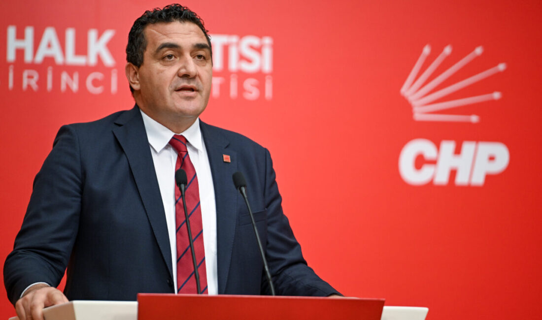  CHP Genel Başkan Yardımcısı Ulaş Karasu, Gebze'de çöken binaya ilişkin,