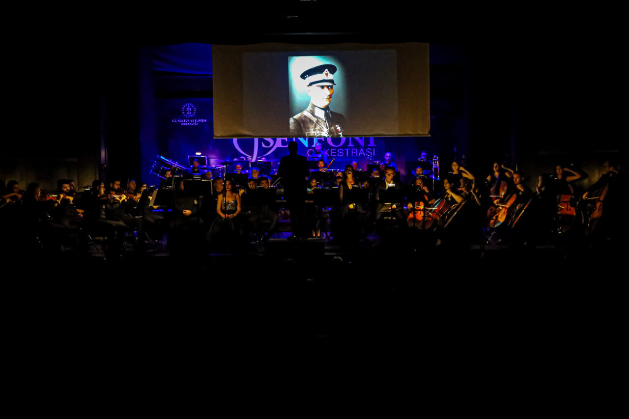 Çukurova Devlet Senfoni Orkestrası, Cumhuriyet'in Kurucusu Büyük Önder Gazi Mustafa