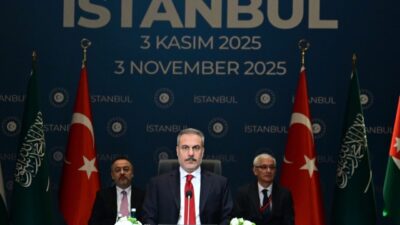 Dışişleri Bakanı Hakan Fidan'ın ev sahipliğinde İstanbul'da düzenlenen Gazze konulu