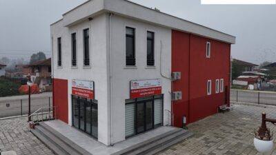 Düzce Belediyesi, yapımı tamamlanarak hizmete açılan "Roman Koordinasyon Ofisi ve