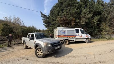 Düzce'nin Akçakoca ilçesinde bağ evini söktüğü esnada çökme sonucu enkaz