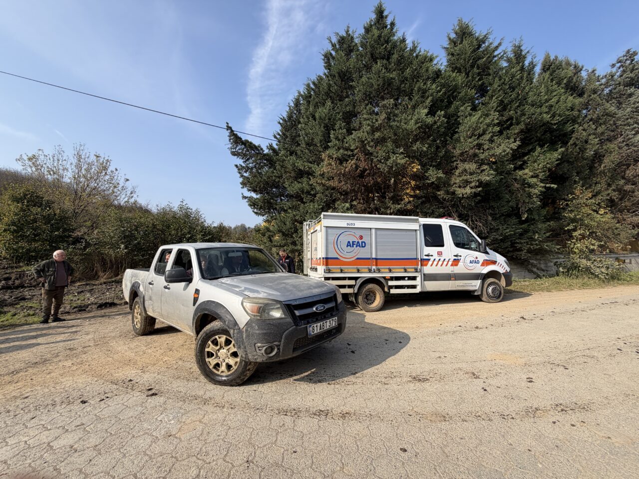 Düzce'nin Akçakoca ilçesinde bağ evini söktüğü esnada çökme sonucu enkaz
