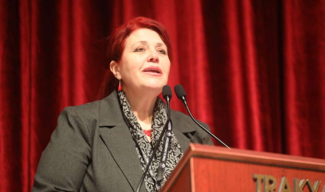 Trakya Üniversitesi (TÜ) Rektörü Prof. Dr. Mustafa Hatipler, Balkan Kongre